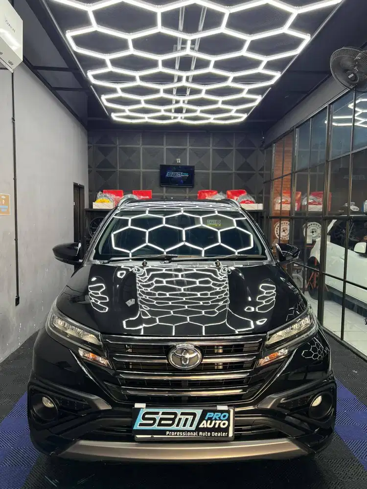 RUSH GR SPORT 2023 HITAM AT ASLI BALI