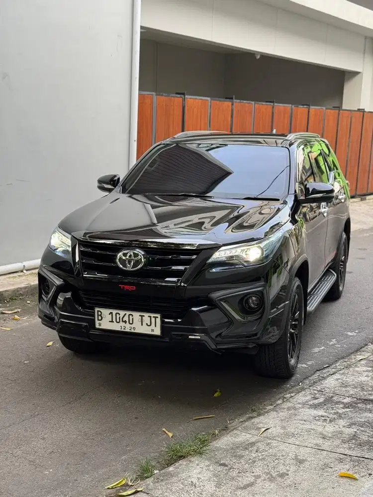 Fortuner VRZ TRDS matic diesel  2019