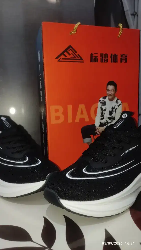 Sepatu Running BIAOTA Original