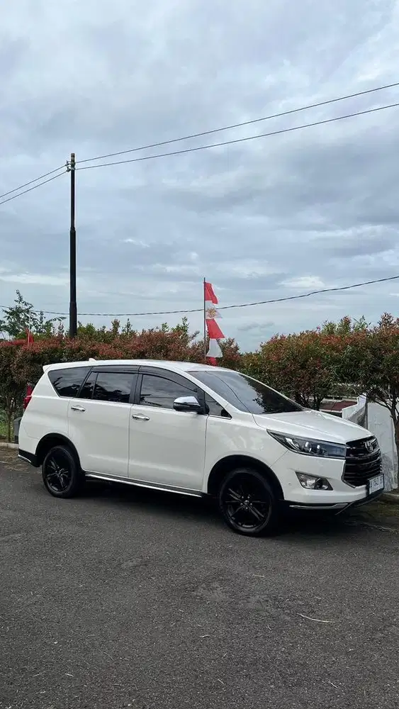Innova Venturer 2019
