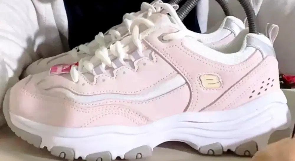 Sepatu skechers d'lites size 37 insole 24cm pink peach baru