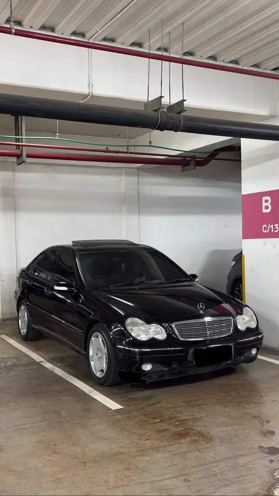 Mercy W203 C240 Elegance Tahun 2001
