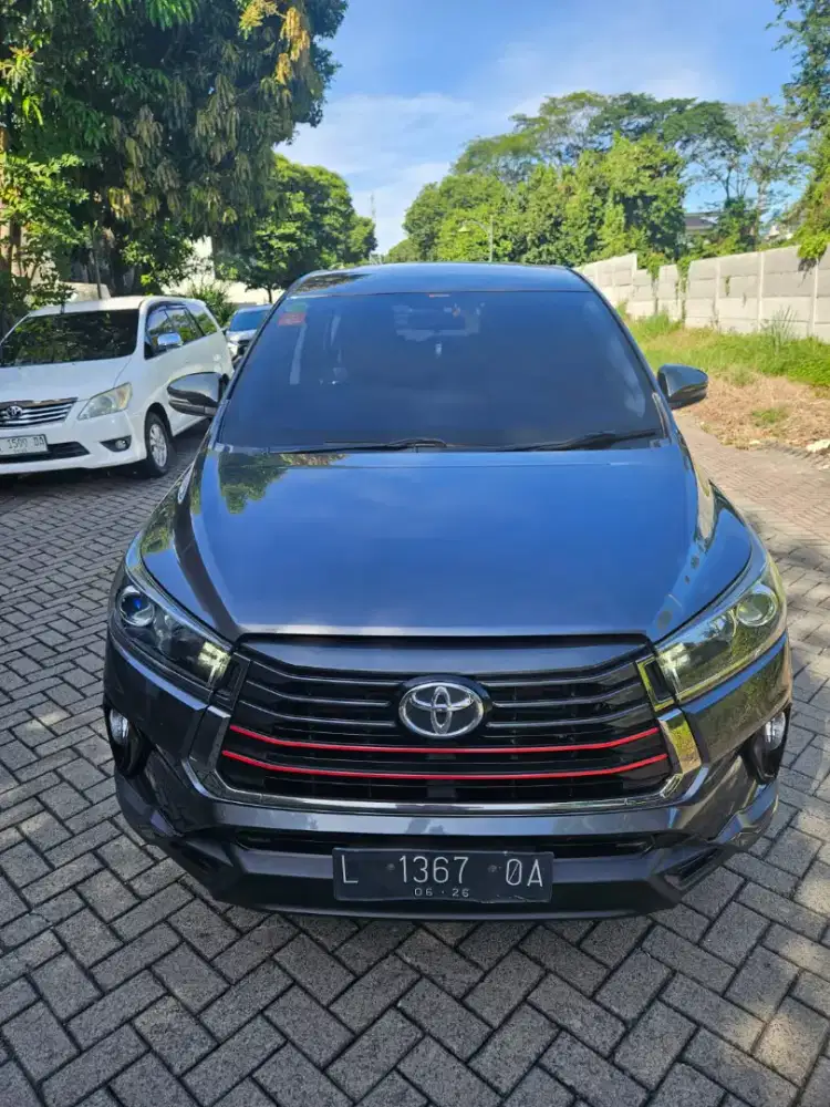 Toyota innova venturer 2.4 diesel