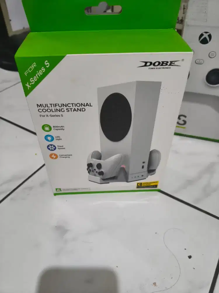 Dijual segera Xbox - 360 Serie S (cek langsung ke lok)