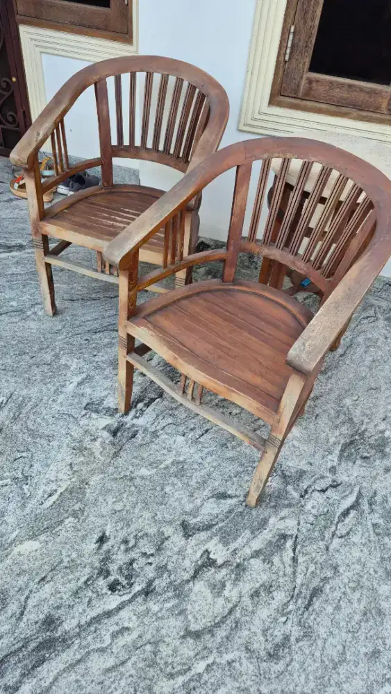 Kursi jati bekas jual murah..2 kursi