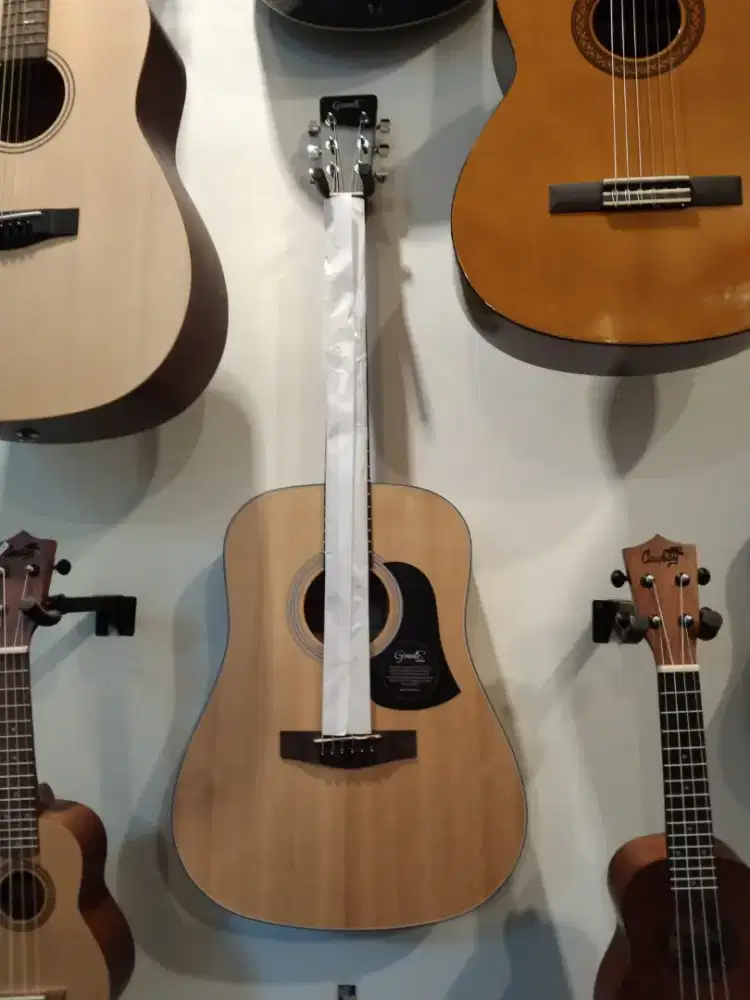 PROMO GITAR AKUSTIK GRANDE D100 NA