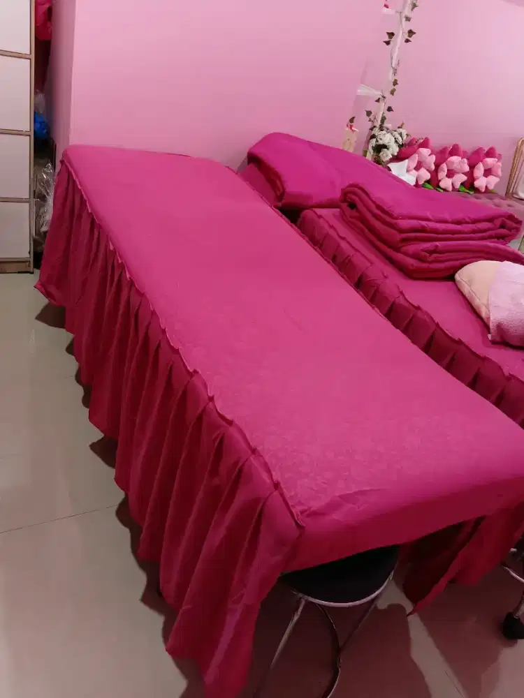 Bed eyelash/facial