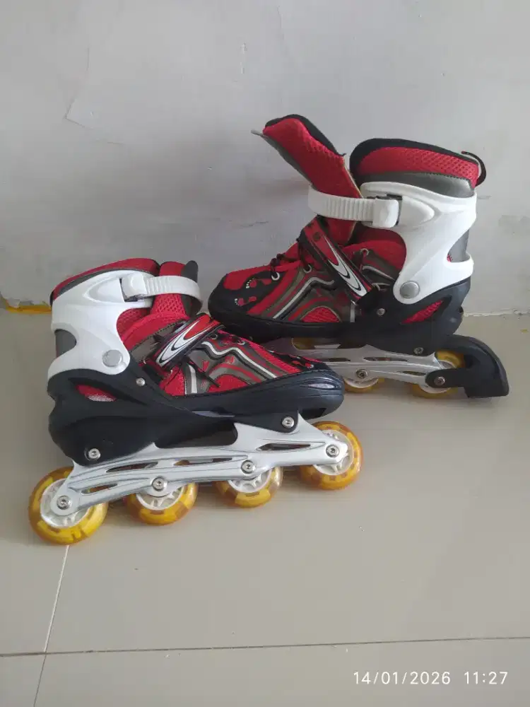 Sepatu Roda murah meriah