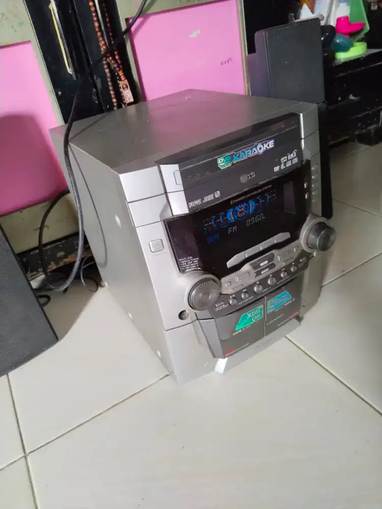 Jual elektronik DvD kaset radio dan bisa karoke barang simpenan