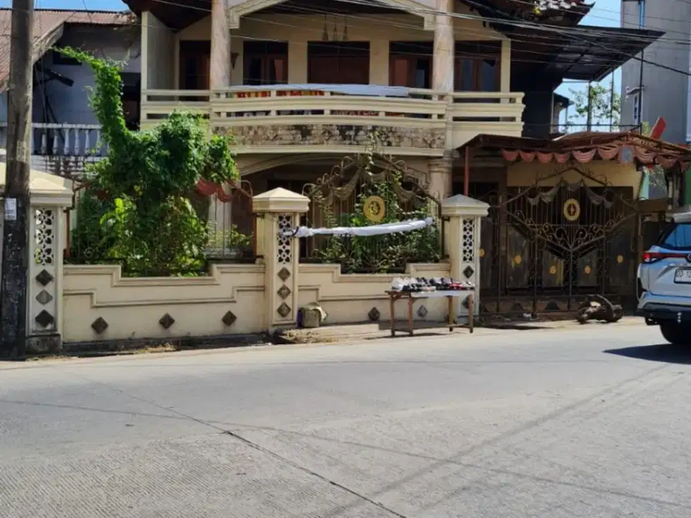 RUMAH JALAN BATUA RAYA