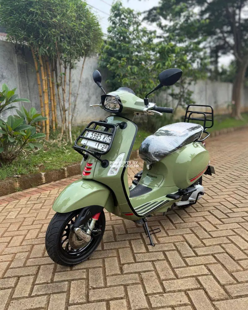 JUAL MURAH VESPA SPRINT S 150 IGET ABS FACELIFT 2023 MULUS