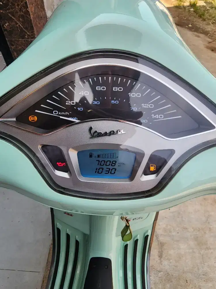 Vespa Primavera S ABS tahun 2022
