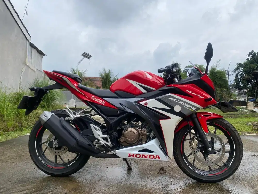 58@:B DEPOK PAJAK ON CBR150R MERAH 2017