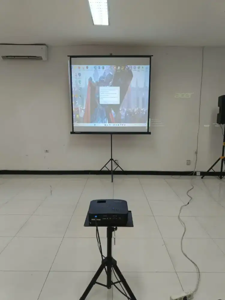 Penyedia proyektor medan