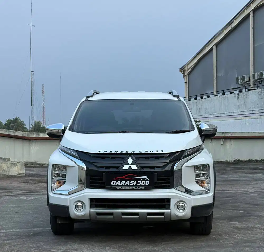 Mitsubishi Xpander cross 1.5L AT Premium Package 2022 Putih