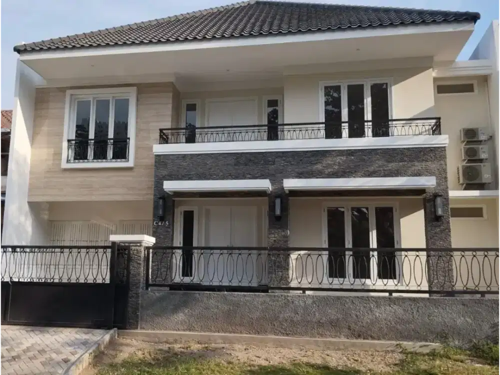 Cluster dekat Park Shanghai. Pakuwon City. RENOV LIKE NEW HOUSE
