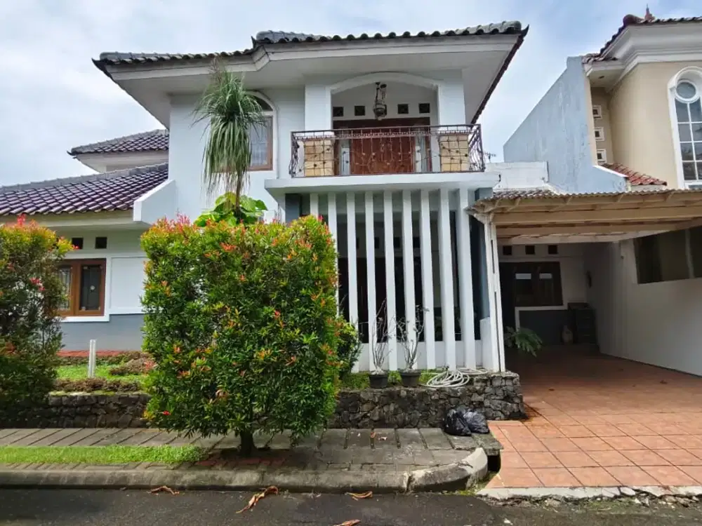 Dijual Rumah Strategis Posisi Hoek Dalam Cluster Dekat Stasiun Sudimara di Sektor 9 Bintaro Tangsel Gb-13677