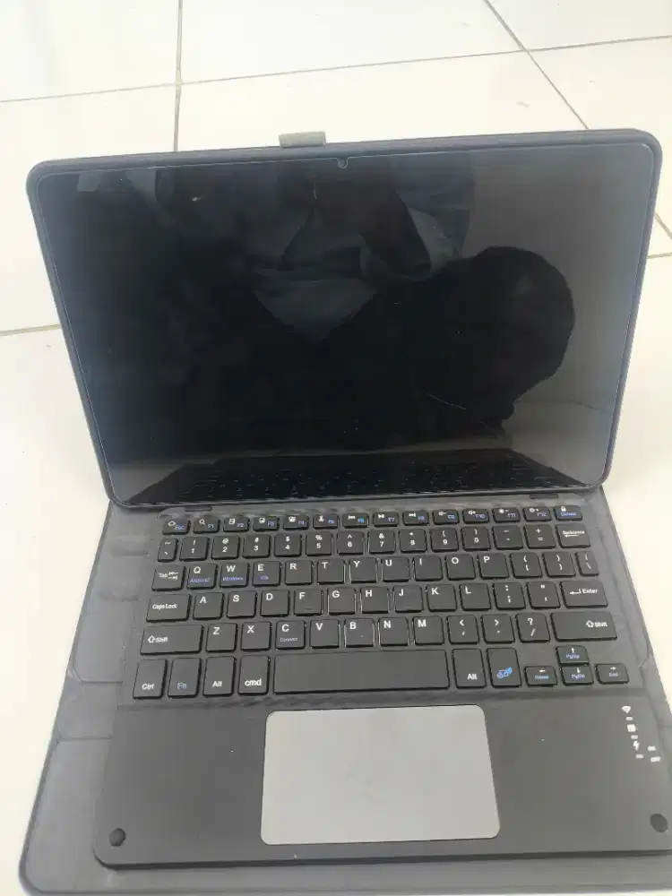 Tab Poco ram 8/256 ( No SIM card )