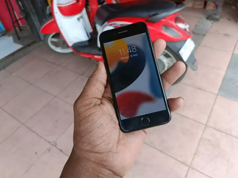 Iph 7 128gb permanen bh 100 lengkap