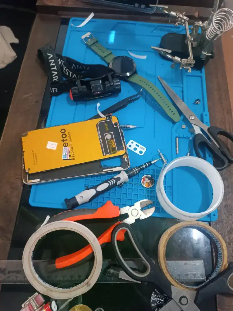 SEDIA JASA SERVIS HP