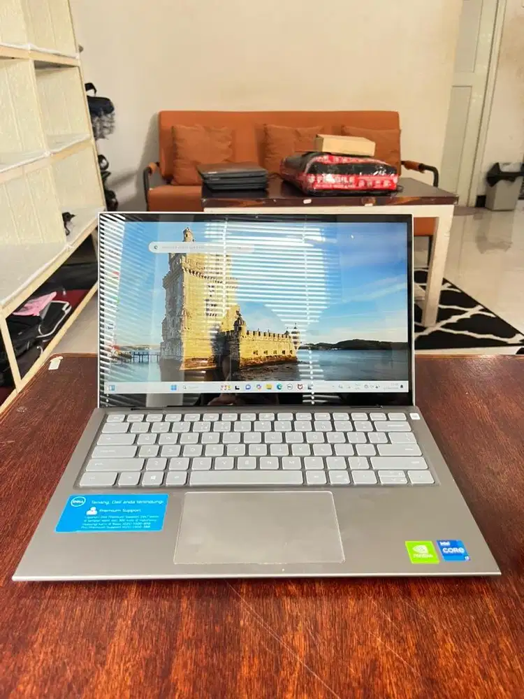 DELL INSPIRON 14-5410 TOUCHSCREEN | Core i7 gen 11 RAM 16GB SSD 512GB