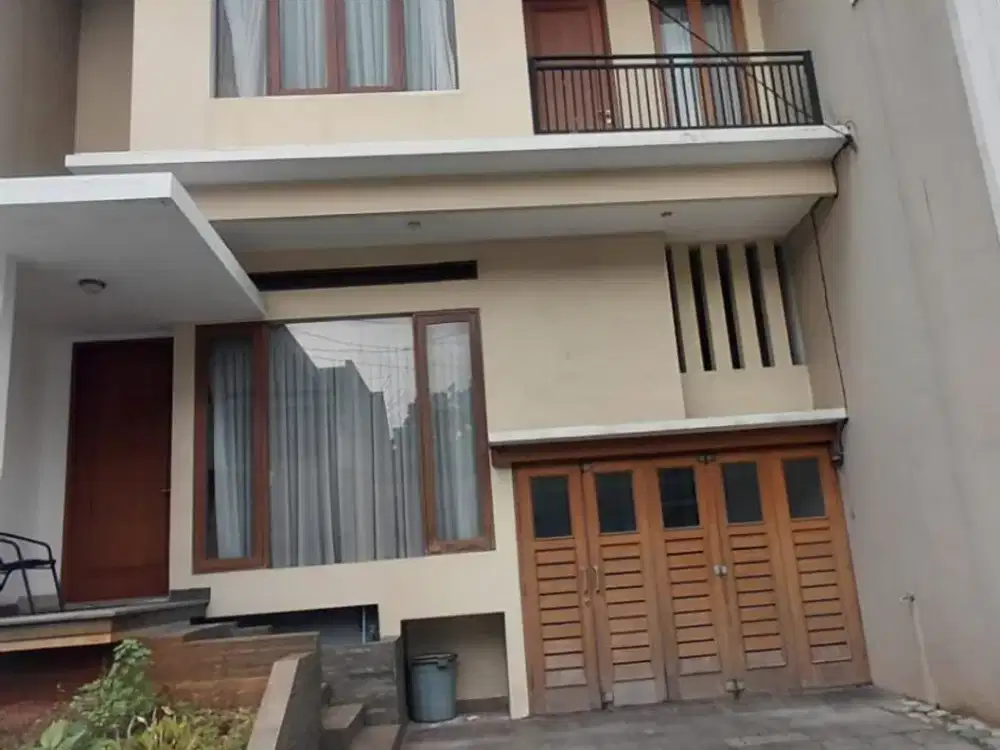 Rumah Cantik di Cluster Pondok Ranji Bintaro Dekat MRT dan Stasiun