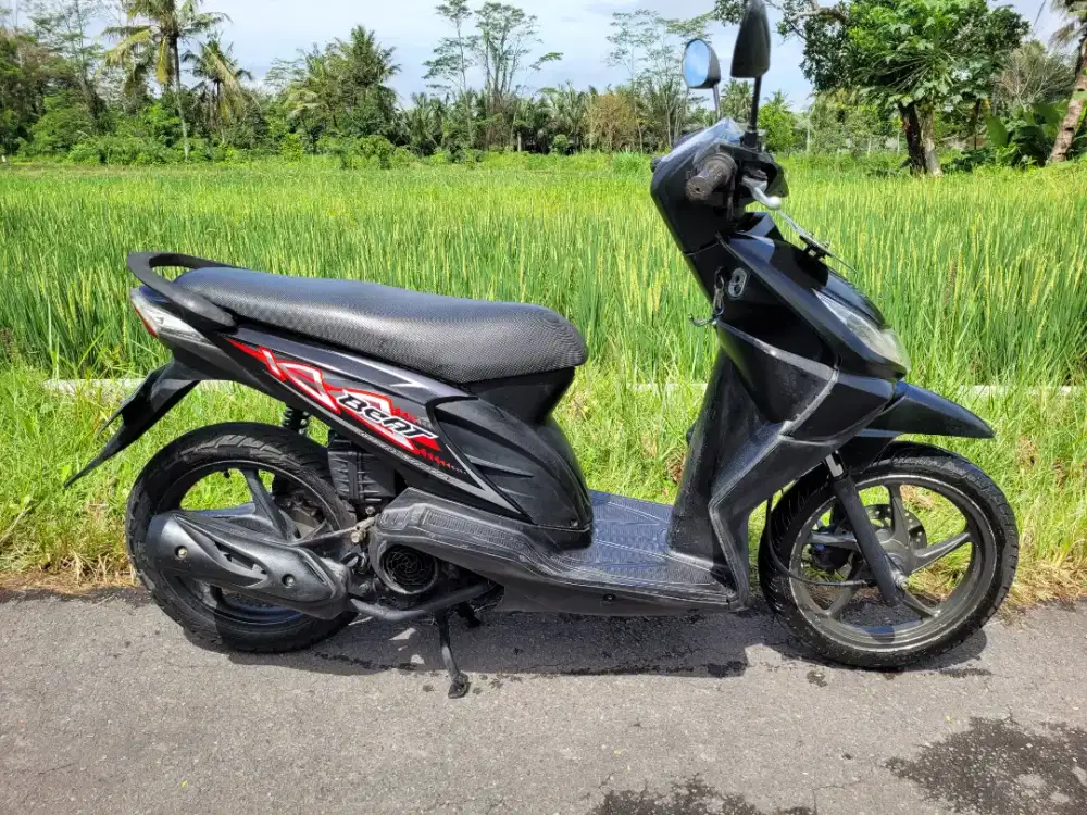 Beat 2011 mulus (pajak tertib)
