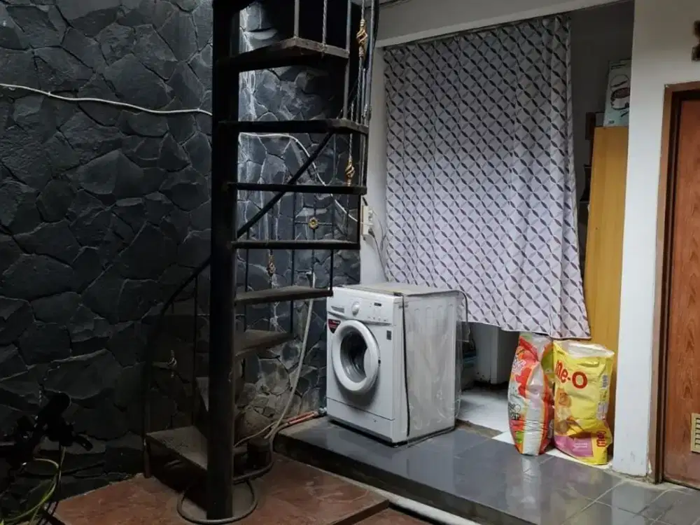 Rumah terawat cluster batununggal mulia semi furnished