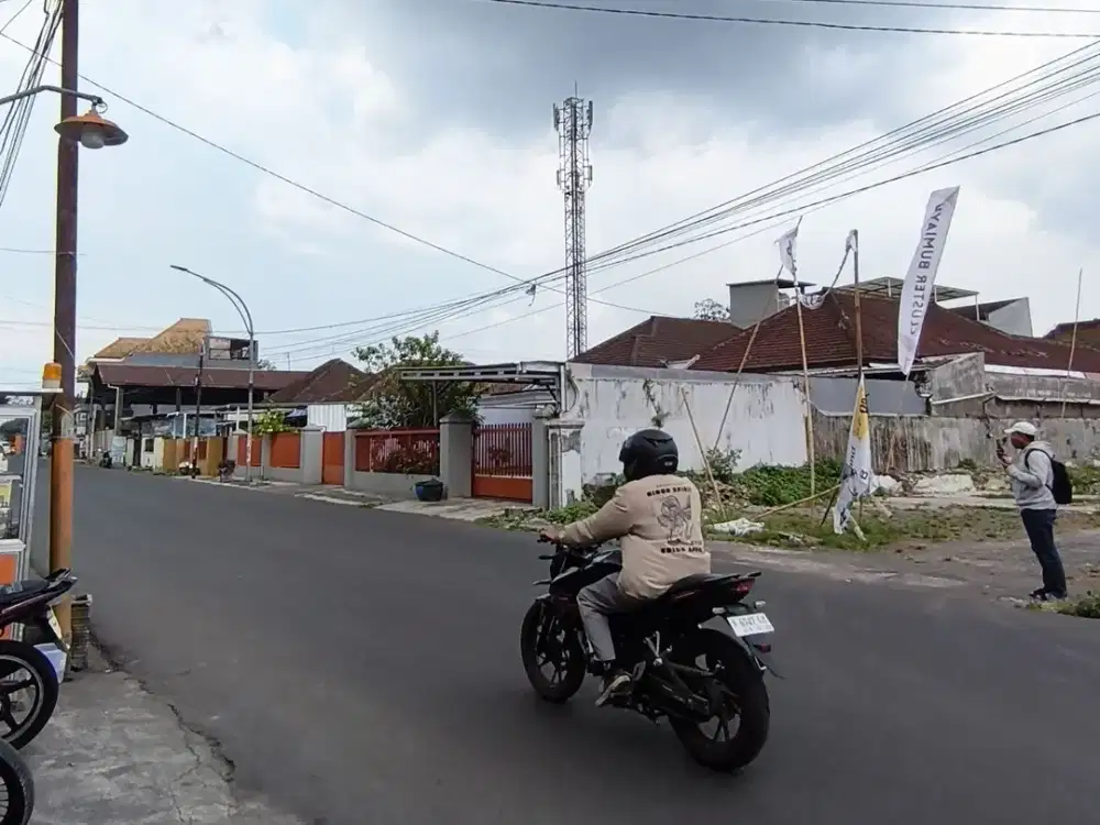 Tanah Kota Malang Poros Jalan Raya 600 Juta an Dekat Pasar Gadang