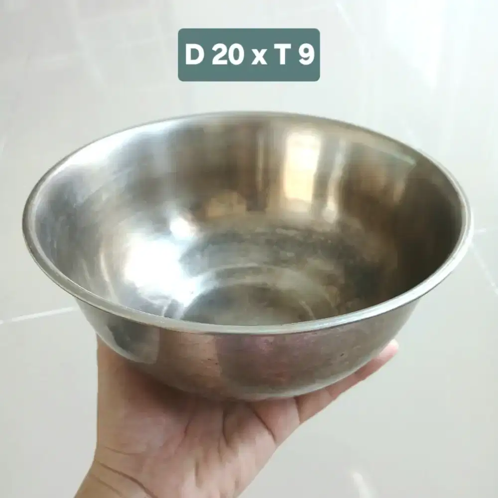 Baskom stainless steel 20cm, bekas