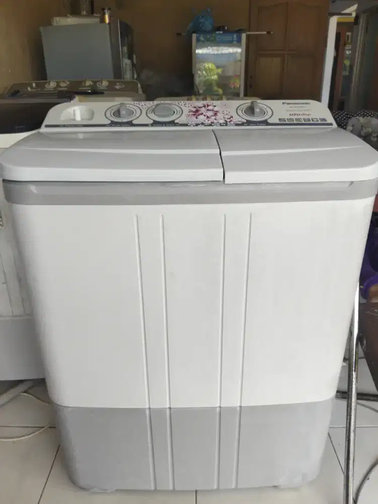 Mesin cuci bekas normal siap pakai