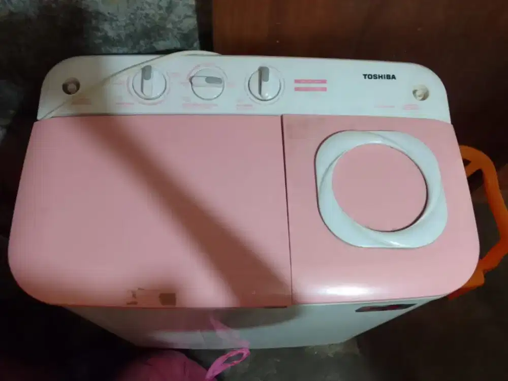 Mesin cuci Toshiba 2 tabung 9 kg