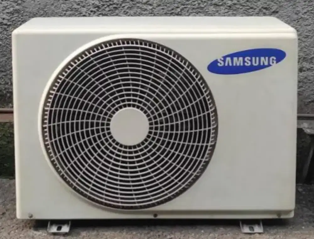 Outdoor AC Samsung 1/2pk fullfreon