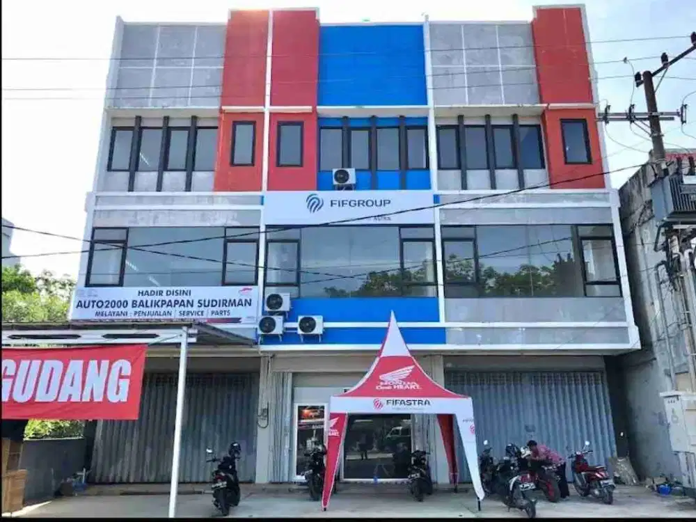 Disewakan Ruko 3 Lantai Di Pinggir Jalan Poros Manggar