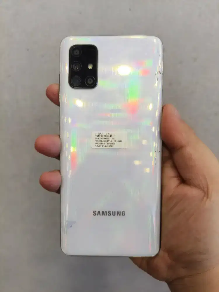 Samsung Galaxy A71 - 8/128GB - Garansi Resmi SEIN
