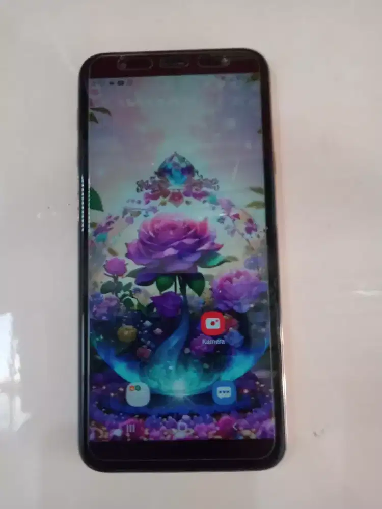 Samsung j4+ like new