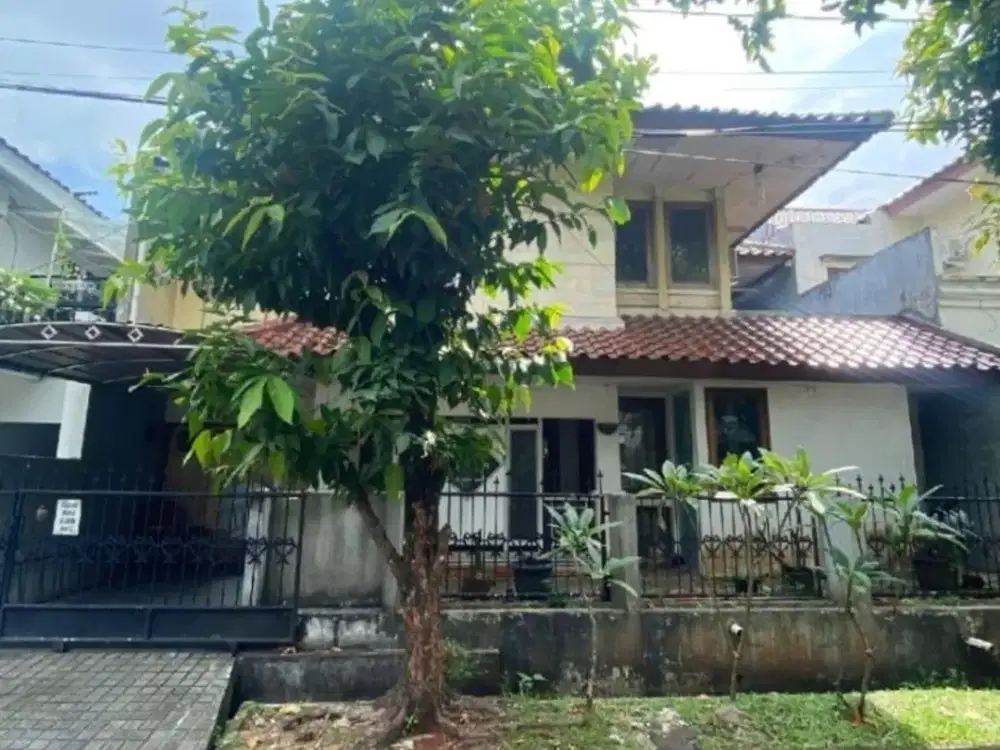 Dijual Murah Rumah Tanah Luas di Lokasi Strategis Bintaro Jaya Sektor 9