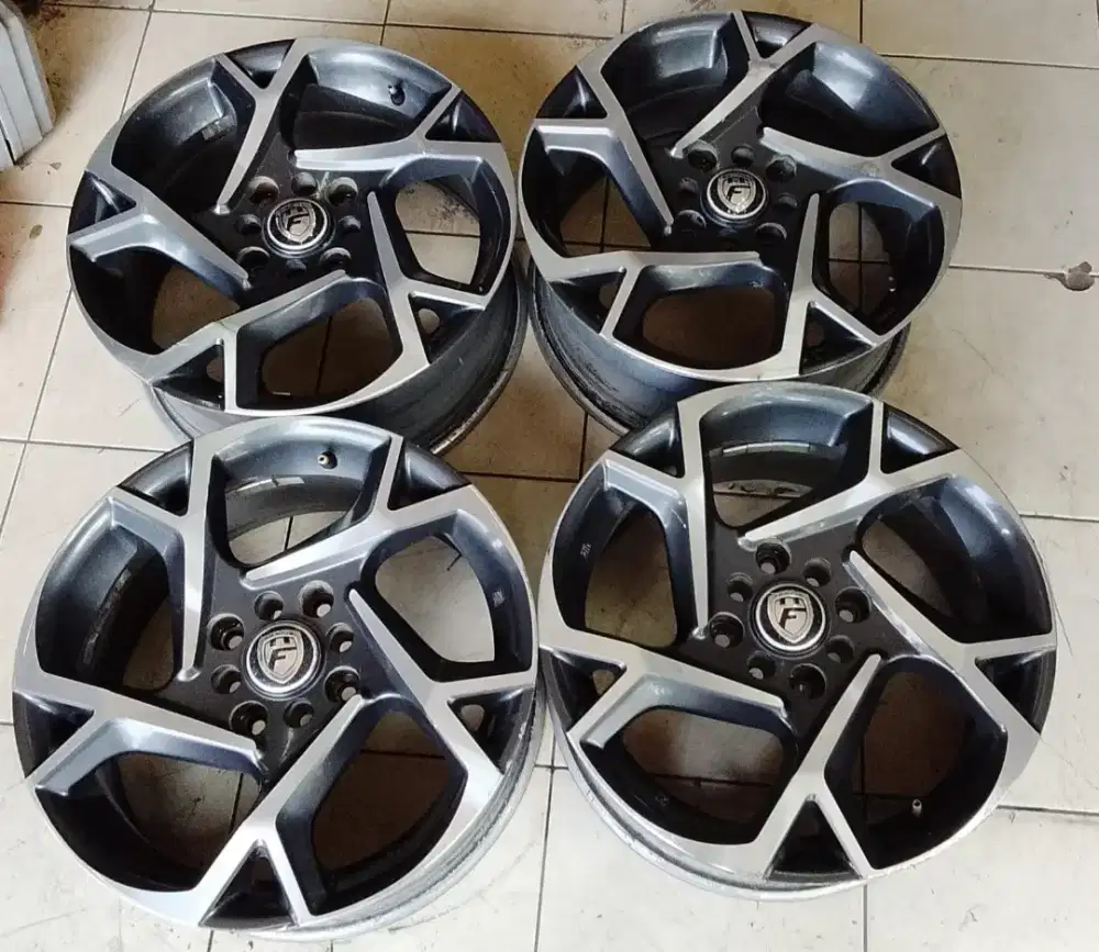 Dijual. 4pc velg fortis by pako R16