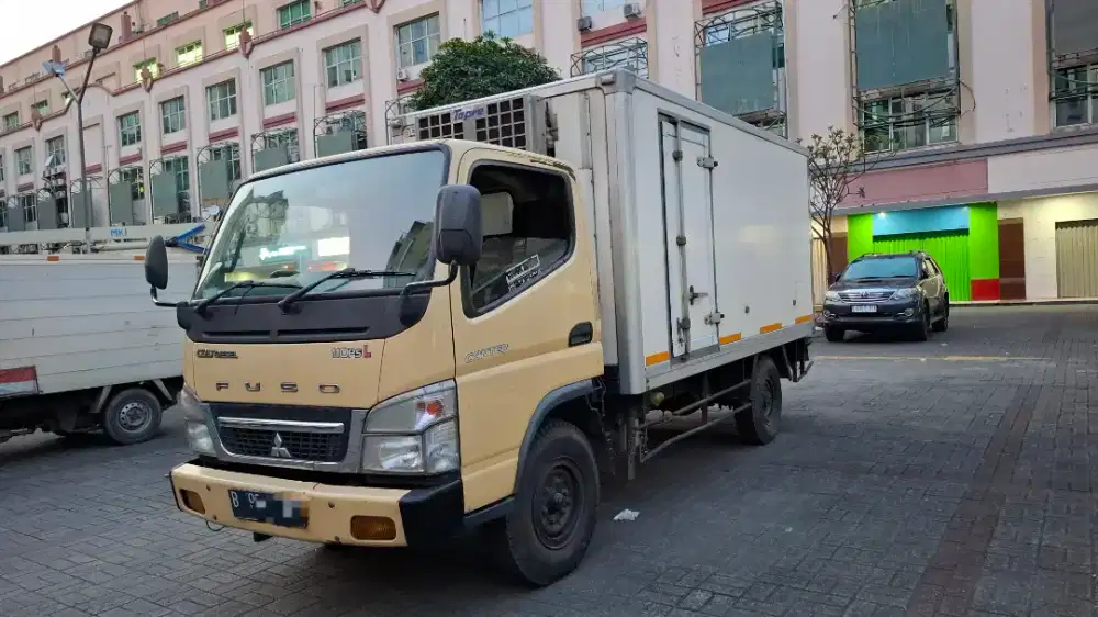 Mitsubishi Colt Diesel Engkel FE 71L Box Freezer  2021