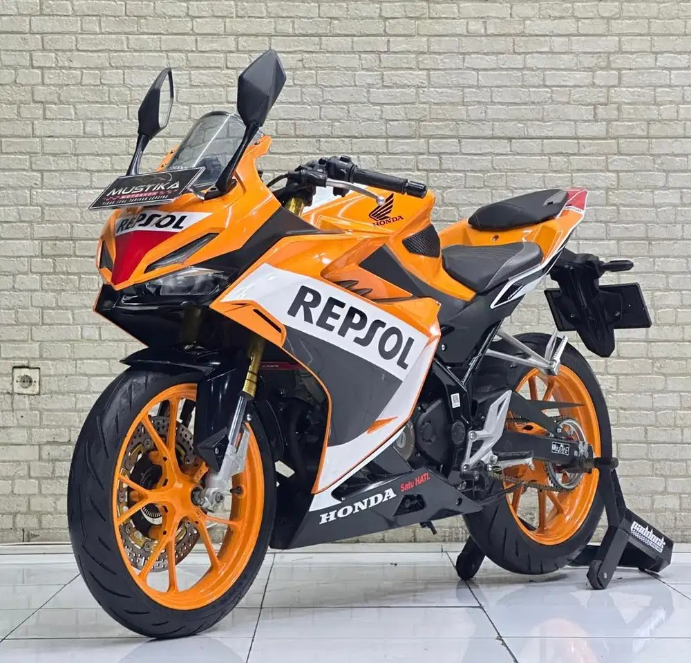 Honda CBR 150R ABS Repsol Edition 2021 Nopol Jatim - Zaki Mustika