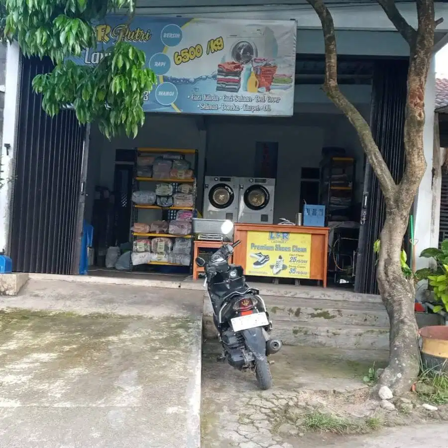 Jual rumah+tempat usaha