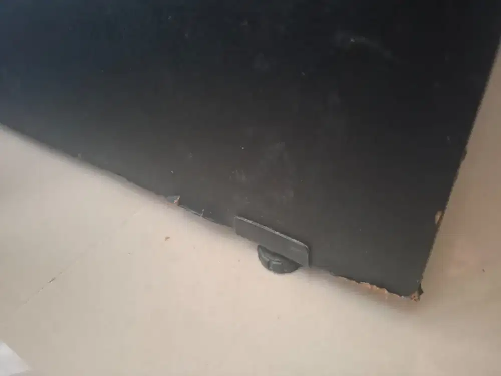 Meja Kantor kondisi bekas,