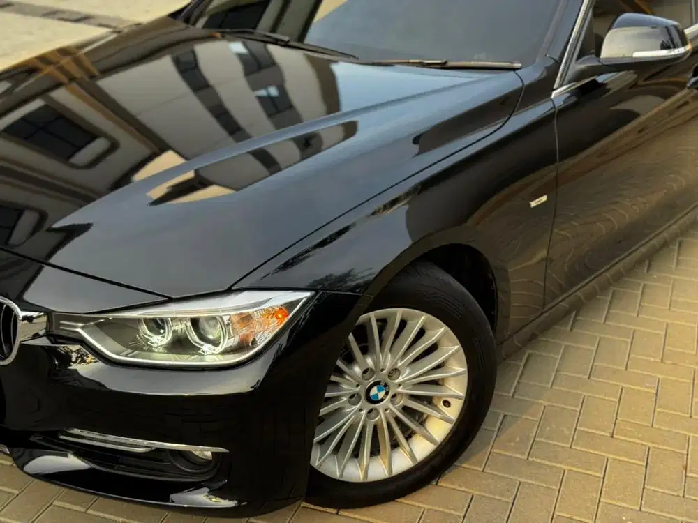 BEST CONDITION!! BMW 320i Luxury F30 LCI Comfort Access