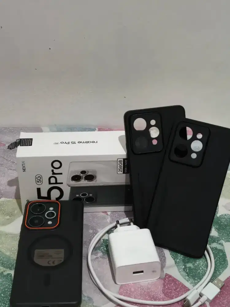 Realme 15 pro 5G 12/256 Green (Favorit)