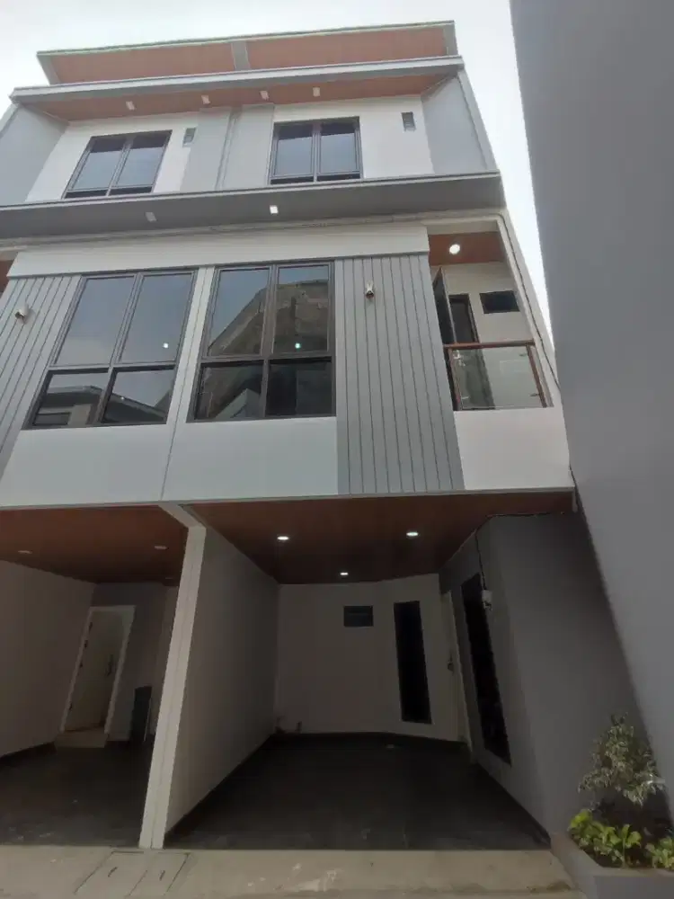 Rumah Baru Cantik 2 Lantai di jalan Setia Budi Jakarta Selatan