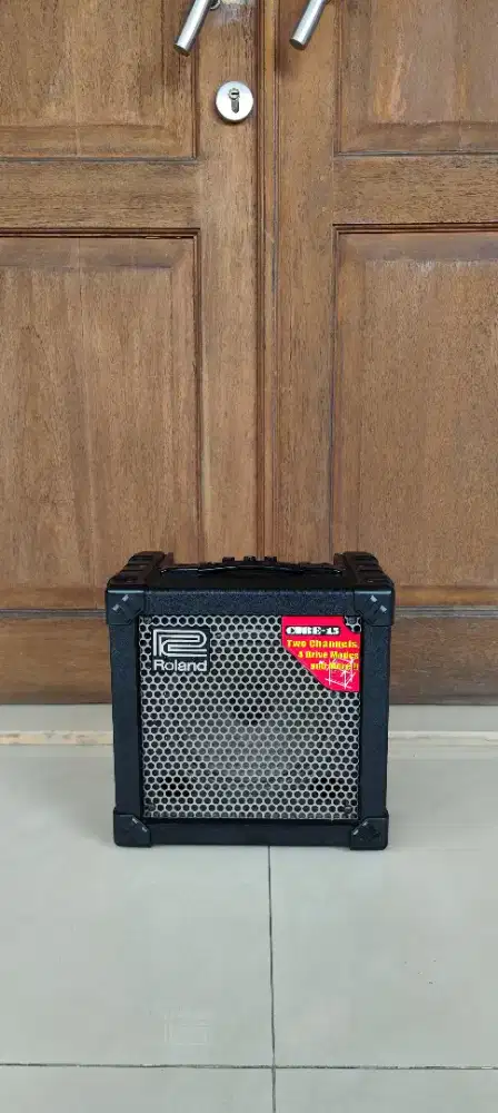 Ampli Gitar Roland Cube 15