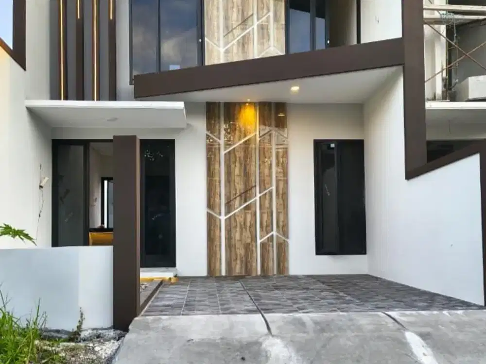 RUMAH 2 LANTAI DEKAT JUANDA SIDOARJO