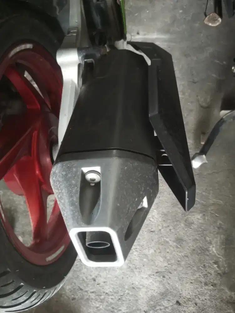 Jual aja knlpot vario