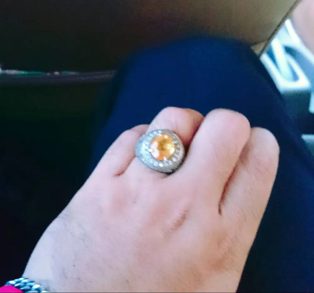 Permata yellow Sapphire safir kuning saphire kuning batu mulia akik
