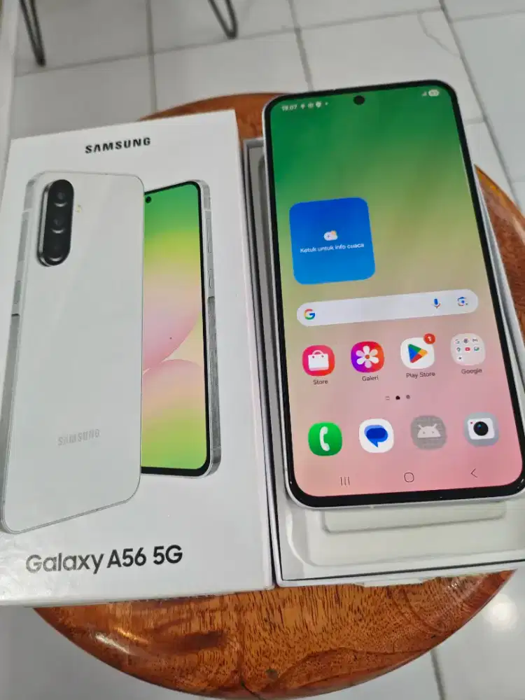 samsung A56 5G ram 12/256 hp ,kabel data dan kotak mulus